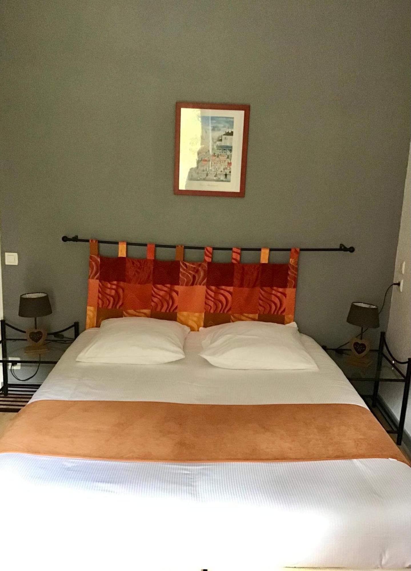 Le Rivalet Hotel Montaigut-le-Blanc  Kültér fotó
