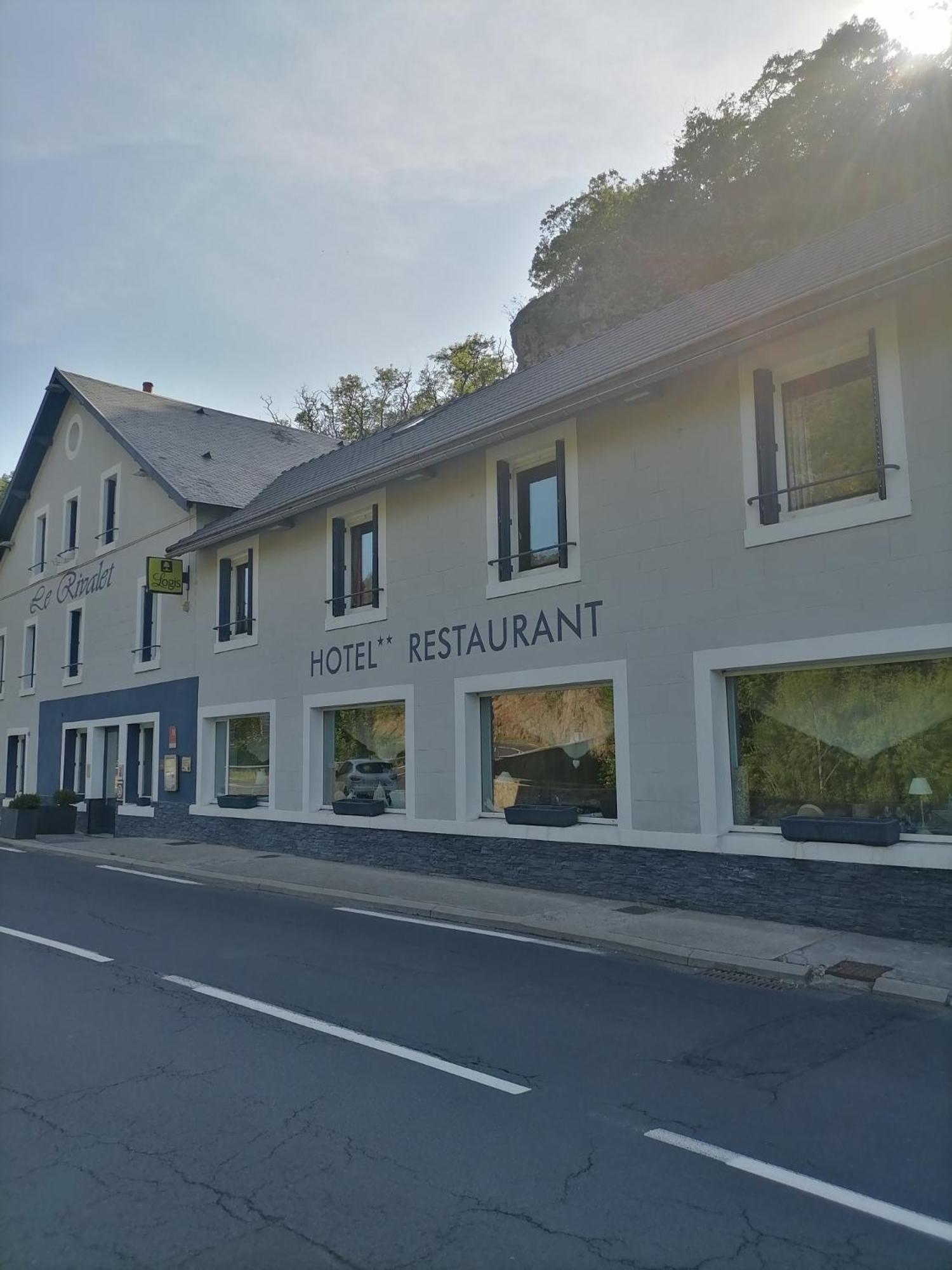 Le Rivalet Hotel Montaigut-le-Blanc  Kültér fotó