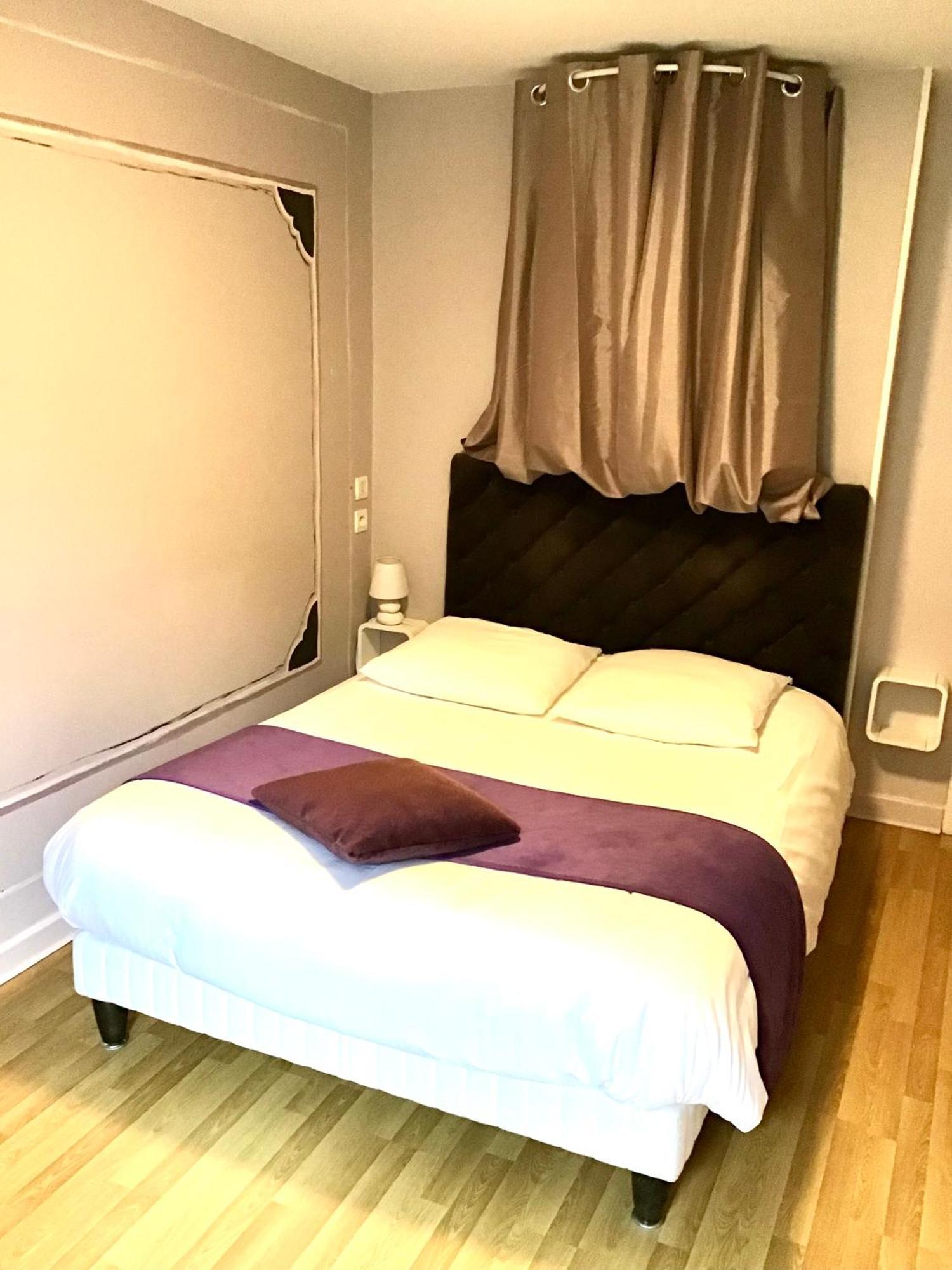 Le Rivalet Hotel Montaigut-le-Blanc  Kültér fotó